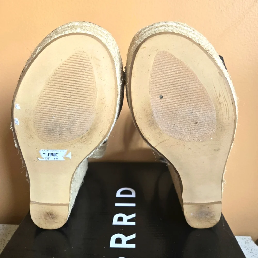 torrid these wedges